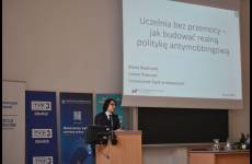 28.10.2025_konferencja_mobbing_zdj.5_original